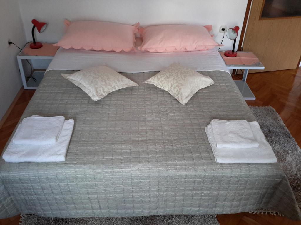 Kamena Apartment & Studio Makarska Oda fotoğraf