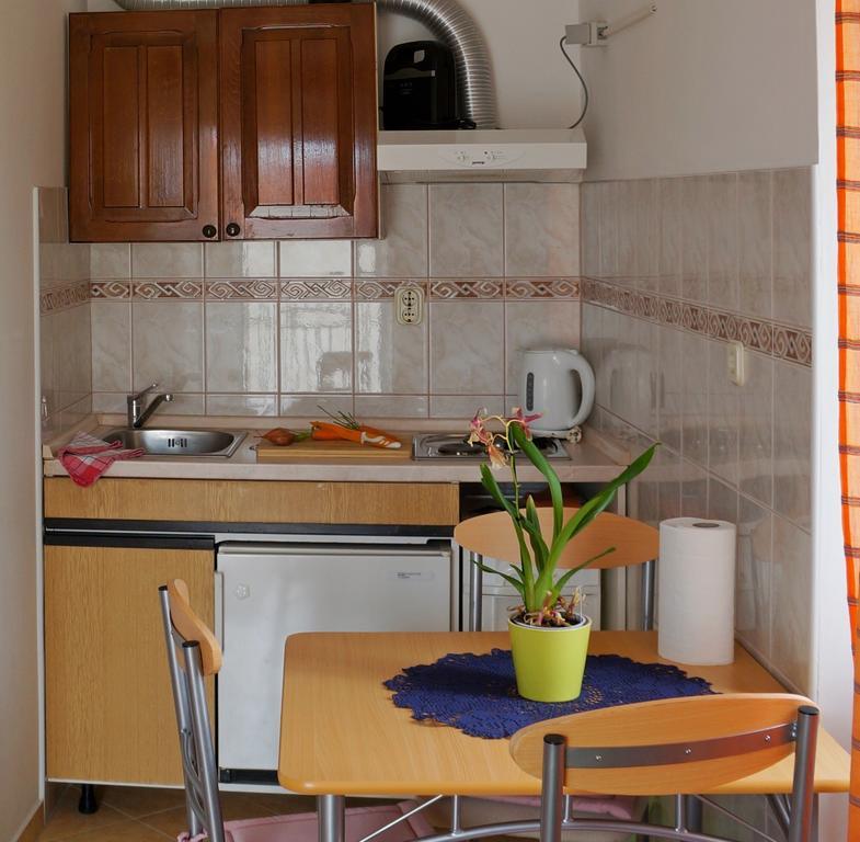 Kamena Apartment & Studio Makarska Dış mekan fotoğraf